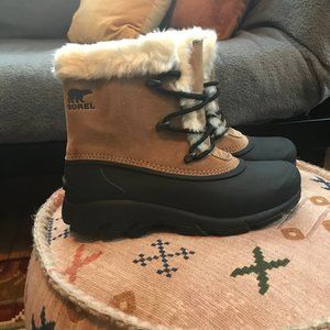Sorel Snow Angel boots
